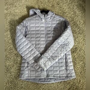 The North Face Women's Thermoball Hooded Jacket (Size M, Purple)